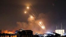 Nastavili se napadi Hamasa na Izrael; SAD šalje nosače aviona u istočni Mediteran