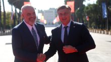 Plenković u Tirani: Micotakis i ja smo dobri, često razgovaramo o navijačima