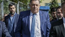 Dodik na sudu: 'Pokušali su mi uvaliti optužnici na latinici, ćirilicu jedino razumijem'