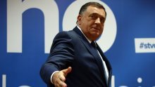 Mediji u BiH nagađaju: Dodik već priprema svog sina za nasljednika