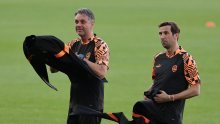 Darijo Srna na udaru kritika kao nikad dosad; napadaju ga zbog Hrvata i važne odluke