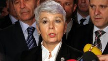 U Vladi pijemo običnu vodu, a ne onu s okusima