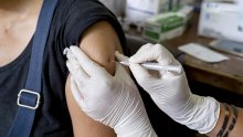 Još 15 ljudi optuženo zbog lažnih potvrda o cijepljenju protiv covida