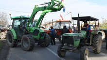 Problemi kod graničnih prijelaza Šamac i Županja zbog prosvjeda svinjogojaca