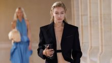 Udobne i elegantne: Nove hlače Victorije Beckham zaludile su modne zaljubljenice