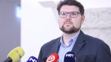 Grbin o Jakuševcu: Ne možemo se više izvlačiti na Milana Bandića