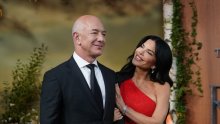 Jeff Bezos i njegova draga iznenadili ponašanjem u poznatom restoranu