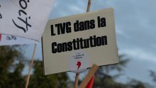 Francuska bi uskoro u ustav mogla upisati pravo na pobačaj