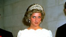 Postigla najveću cijenu na dražbi ikada: Haljina princeze Diane prodana za preko milijun dolara