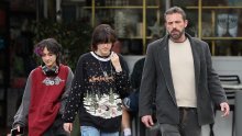 Ben Affleck u božićni shopping poveo mlađu kćer, ali i kćerku Jennifer Lopez