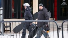 Bračna idila Cameron Diaz i Benjija Maddena na snježnim padinama