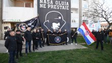 Branitelji i navijači prosvjedovali protiv uklanjanja murala s nacističkom kacigom