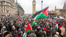 Ogroman propalestinski prosvjed u Londonu, ukazali se Corbyn i šefica Sinn Feina