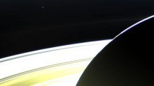 Pogledajte kako su nas slikali sa Saturna!