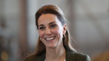 Poznato je kako Kate Middleton održava kontakt s Georgeom, Charlotte i Louisom dok je u bolnici