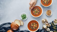 Ova jednostavna juha prema receptu Jamieja Olivera savršena je za zimske dane