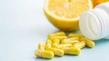 Ima li ikakve koristi od uzimanja dodataka prehrani s vitaminom C?