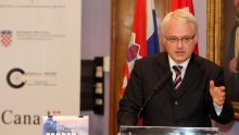 Josipović se založio za Pelješki most kod EU povjerenika