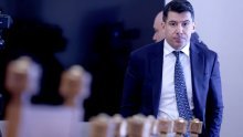 Grmoja priznao da je pogriješio kad je u petak objavio kandidaturu za premijera