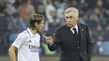 Luka Modrić je od Ancelottija dobio ponudu iz snova, a njegov je odgovor sve iznenadio