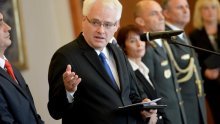 Josipović: Kolinda je lagala!