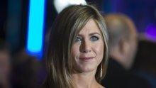 Jennifer Aniston otvorila vrata svog velikog walk-in ormara o kakvom svi maštaju