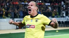 Domagoj Vida zabio u pobjedi AEK-a, hrvatski stoper otvorio je seriju