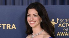 Društvenim mrežama širi se urnebesna snimka Anne Hathaway