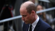 Princ William bio je blizak sa svojim krsnim kumom, stoga njegov nedolazak zabrinjava