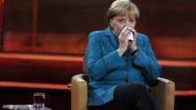 Angela Merkel sve usamljenija