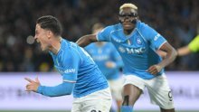 Napoli u dramatičnoj završnici slomio Juventus i olakšao posao Interu
