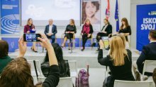 Zarađuju manje, teže napreduju: Jesu li žene ravnopravne ili je to tek slovo na papiru?
