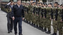 Milanović ročnicima HV-a: Imate čast da stojite na ramenima titana