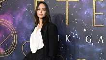 Angelina Jolie debitirala na dodjeli Oscara u posve novoj ulozi