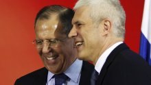 Lavrov: NATO krši rezoluciju UN-a o Libiji!