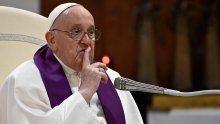 Papa osudio napad u Moskvi i preskočio čitanje homilije