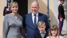 Princ Albert zabrinut zbog supruge - teške optužbe uzrujale su i princezu Charlene