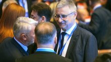 Karamarko objavio sliku žabe: Vratite mi, umjesto Dahlie, neku od cajki iz Arene