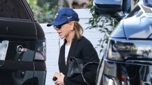 Nosi ih poput street style zvijezda: Ni Jennifer Aniston nije odoljela New Balance tenisicama