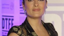 Pogledajte kako je Salma Hayek skoro pala