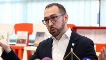 Tomašević: U ZGH i ZET-u 12 posto veća osnovica plaće, cijene komunalija ostaju iste