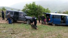 Osam poginulih u prometnoj nesreći u Albaniji, bježali od policije pa pali u rijeku