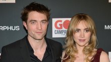 Službeno je: Suki Waterhouse i Robert Pattinson objavili prvu fotografiju bebe