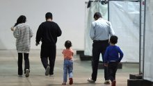 Njemačka uvodi karticu tražiteljima azila, ograničava im potrošnju