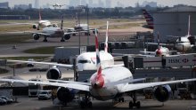 Dva aviona sudarila se na aerodromu u Londonu, započeta istraga o incidentu