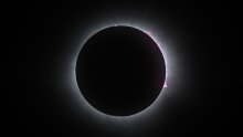Spektakularan prizor: Pogledajte kako je izgledala potpuna pomrčina Sunca