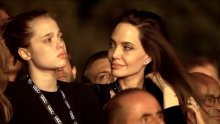 Kći Angeline Jolie i Brada Pitta napušta mamu i seli se kod oca