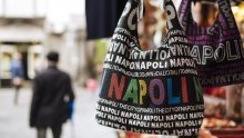 Mafija u Napulju okreće milijarde na lažnoj robi
