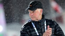 Primao je mito u obliku satova, putovanja, prostitutki. Zato će odležati tri godine