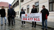Mladež HDZ-a performansom protiv 'zapošljavanja na cesti'
